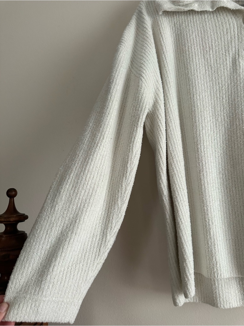 Barefoot Dreams • CozyChic Button Pullover in Heathered Stone/Cream - Picture 4 of 8